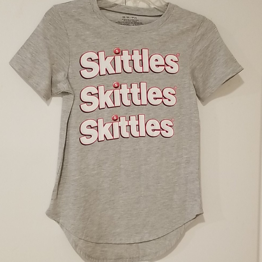 T Shirt Jr Skittles Skittles Skittles NWT  XS Retro